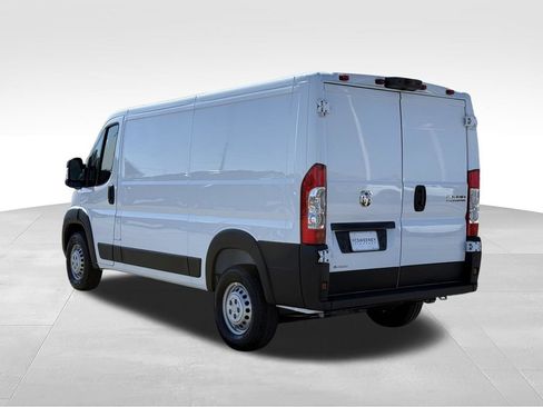 New 2026 RAM ProMaster 2500 w/ Convenience Group FWD image 4