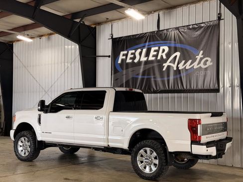 Used 2017 Ford F350 Platinum w/ Platinum Ultimate Package AWD/4WD image 15