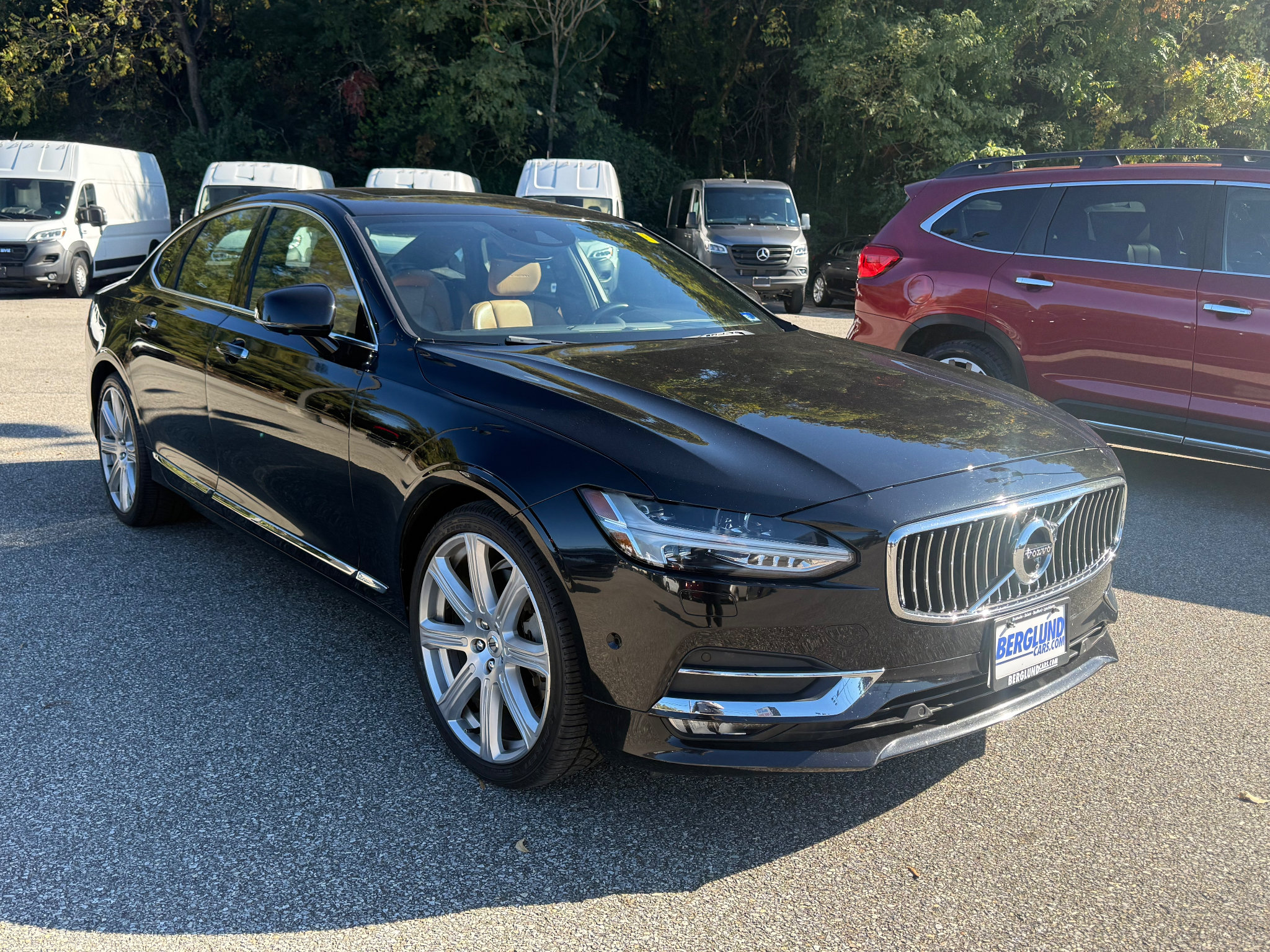 Used 2017 Volvo S90 T6 Inscription w/ Vision Package AWD/4WD image 4