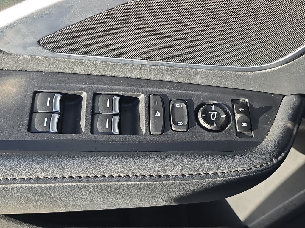 Used 2021 Acura RDX FWD image 23