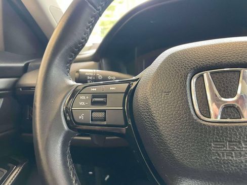 Used 2023 Honda Accord Touring image 22