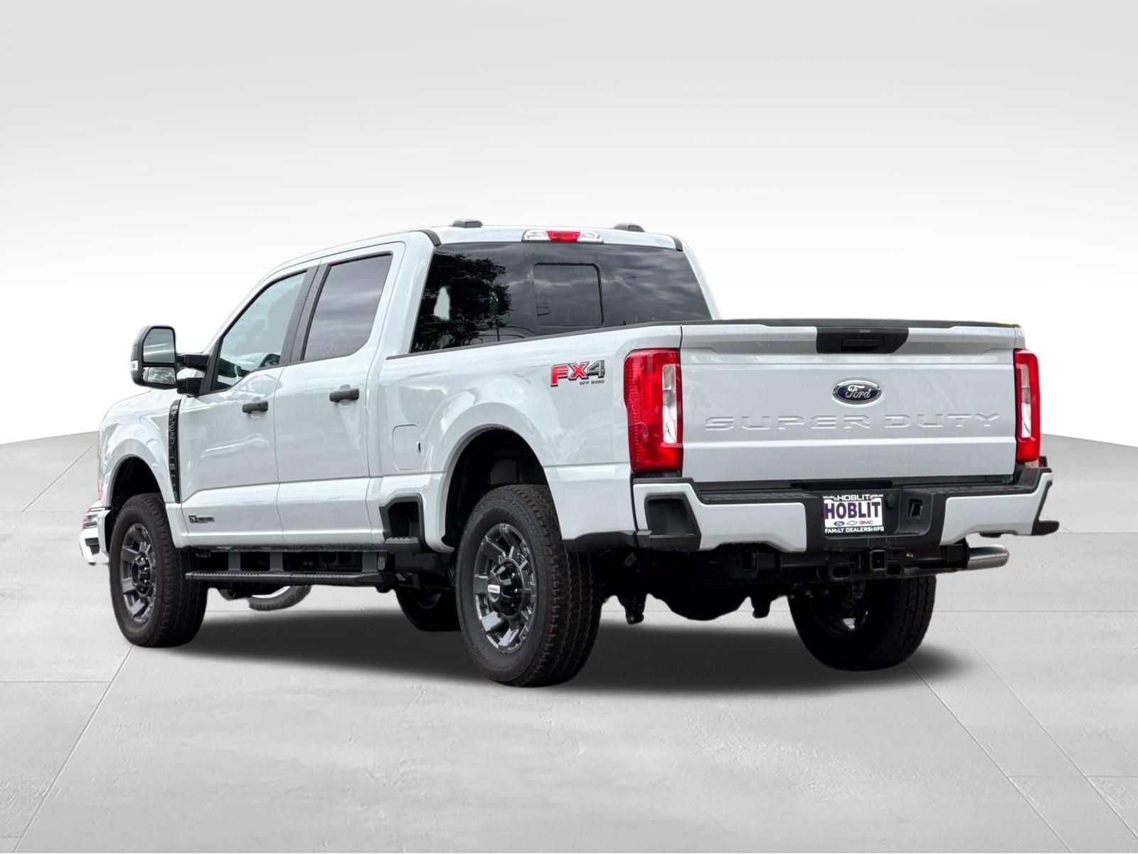 New 2026 Ford F250 XL w/ STX Appearance Package AWD/4WD image 6