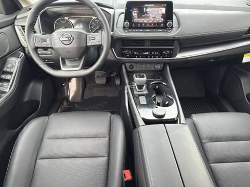 New 2026 Nissan Rogue SV image 24