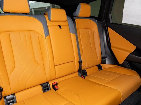 Used 2025 BMW X3 xDrive30i w/ Premium Package image 35