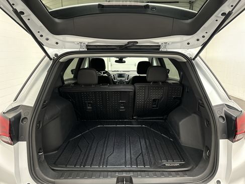 Used 2023 Chevrolet Equinox LT w/ LPO, Floor Liner Package AWD/4WD image 19