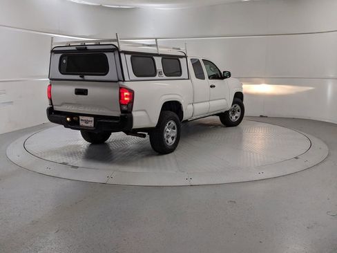 Used 2021 Toyota Tacoma SR image 3