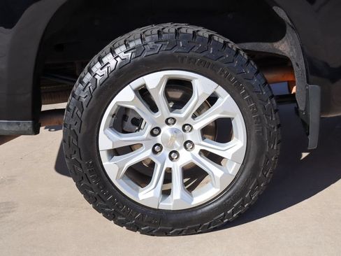 Used 2023 Chevrolet Silverado 1500 LTZ AWD/4WD image 27