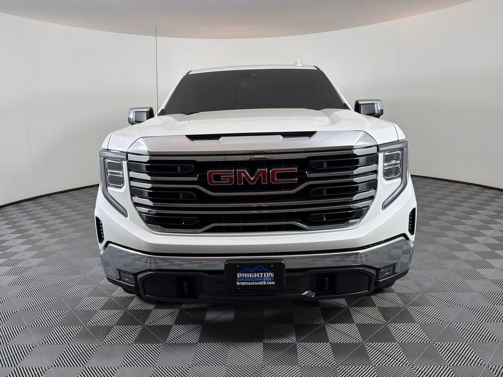 Used 2023 GMC Sierra 1500 SLT w/ SLT Premium Package AWD/4WD image 8