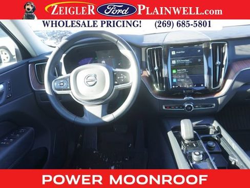 Used 2023 Volvo XC60 T8 Plus w/ Protection Package Premier image 9