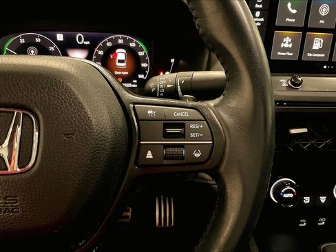 Used 2023 Honda Accord Sport image 11