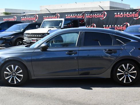 Used 2024 Honda Civic EX-L image 4