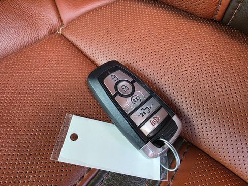 Used 2021 Ford F350 King Ranch w/ King Ranch Ultimate Package AWD/4WD image 10