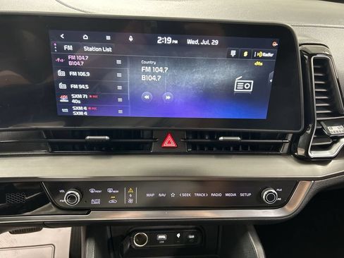 Certified 2024 Kia Sportage EX AWD/4WD image 14