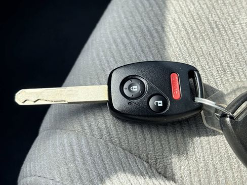 Used 2010 Honda Civic LX image 38