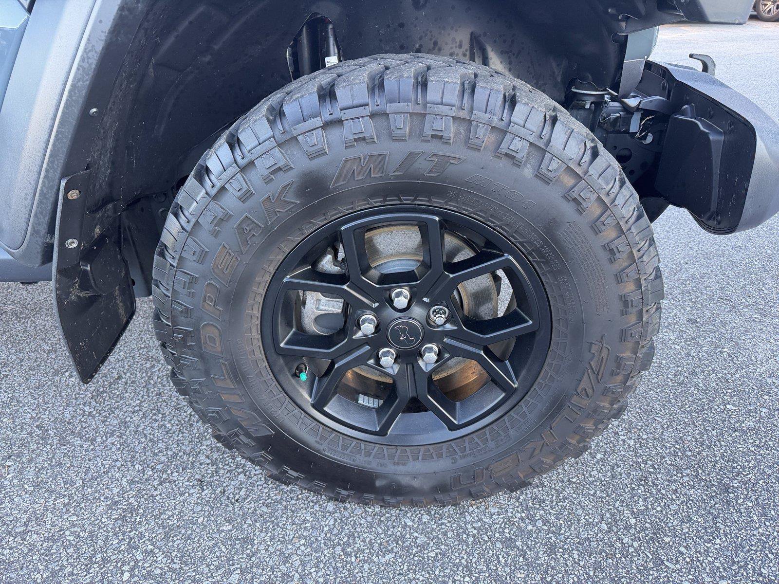 Used 2024 Jeep Wrangler Unlimited Sport AWD/4WD image 11