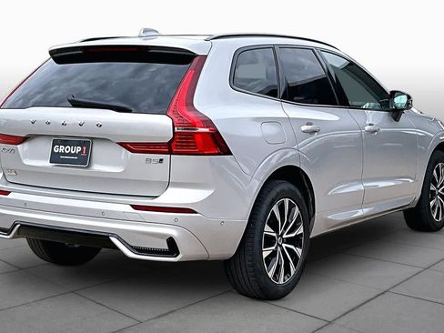 Used 2025 Volvo XC60 B5 Plus AWD/4WD image 13