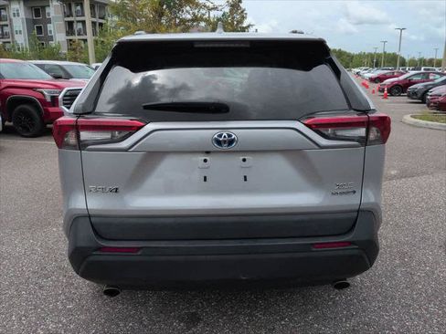 Certified 2021 Toyota RAV4 XLE AWD/4WD image 5
