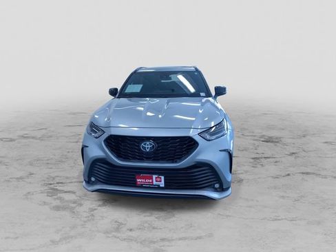 Used 2025 Toyota Highlander XSE image 5