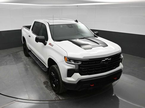 Used 2024 Chevrolet Silverado 1500 LT Trail Boss w/ Protection Package AWD/4WD image 27