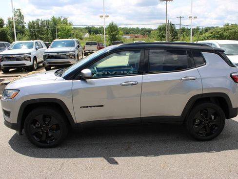 Used 2021 Jeep Compass Latitude w/ Sun and Sound Group AWD/4WD image 29