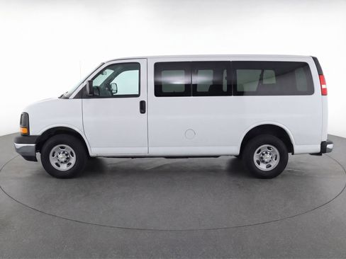 Used 2025 Chevrolet Express 3500 LT w/ LT Preferred Equipment Group image 5