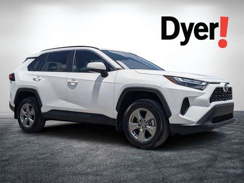 Used 2024 Toyota RAV4 XLE w/ Convenience Package FWD image 1