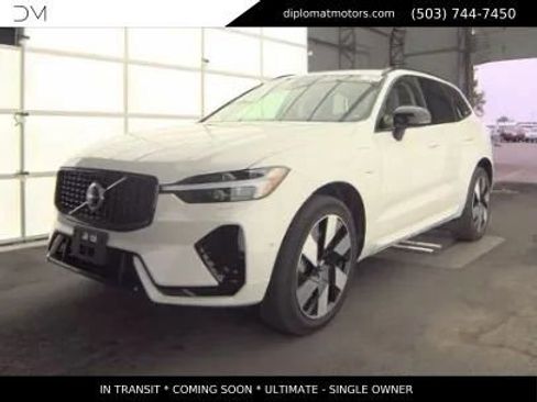 Used 2024 Volvo XC60 T8 Ultimate w/ Protection Package Premier AWD/4WD image 1