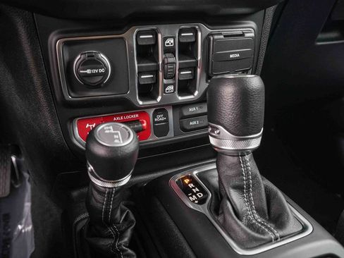 New 2026 Jeep Wrangler Unlimited Sport image 19