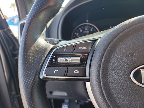 Used 2021 Kia Sportage S image 28
