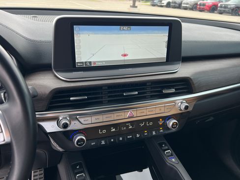Used 2022 Kia Telluride SX w/ Towing Package FWD image 20