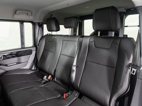 New 2025 INEOS Grenadier Fieldmaster Edition image 28