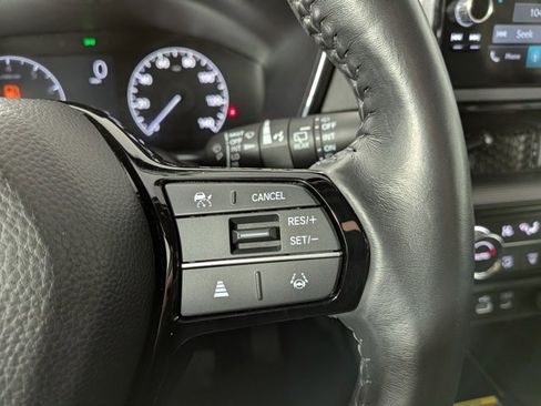 Used 2023 Honda CR-V EX-L image 9