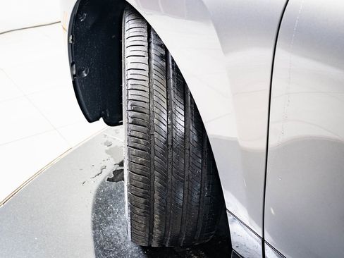 Used 2023 BMW iX M60 image 36