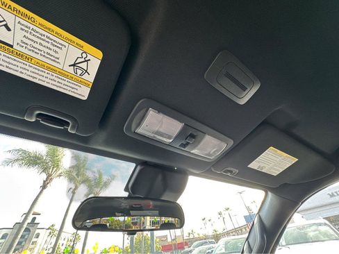 Used 2023 Nissan Frontier SV w/ Midnight Edition Package image 25