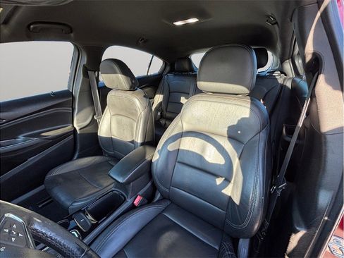 Used 2018 Chevrolet Cruze Premier w/ RS Package image 15