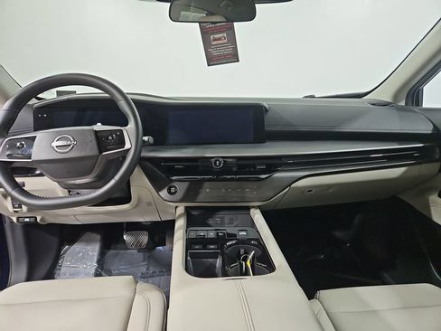 Certified 2025 Nissan Murano SV AWD/4WD image 19