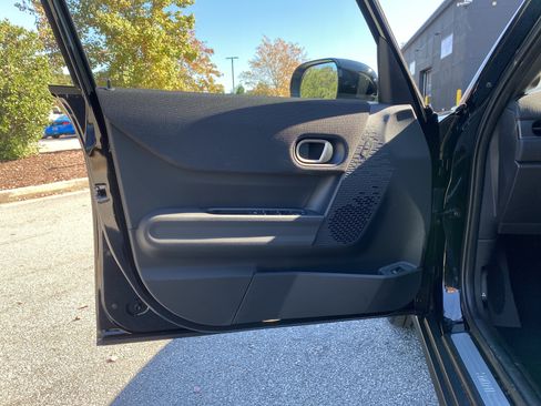 Used 2026 MINI Cooper 4-Door Hardtop FWD image 22