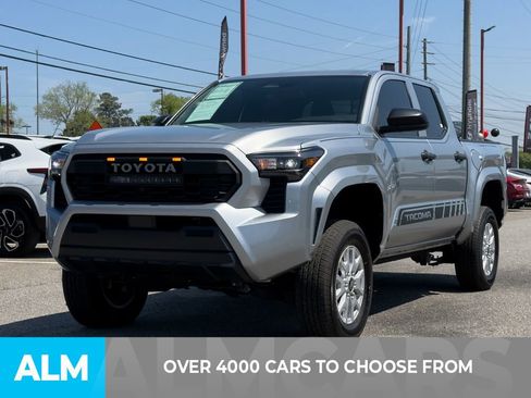 Used 2024 Toyota Tacoma SR RWD image 2