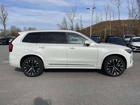New 2026 Volvo XC90 B6 Ultra image 29