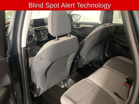 Used 2022 Ford Escape SE w/ SE Sport Appearance Package image 14