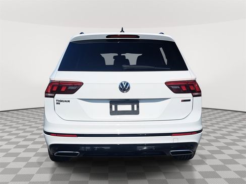 Used 2021 Volkswagen Tiguan SE R-Line image 6