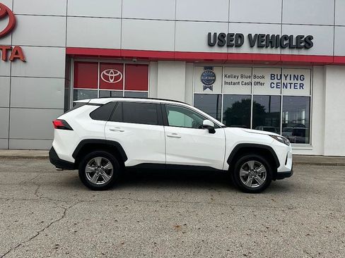 Certified 2025 Toyota RAV4 XLE AWD/4WD image 6