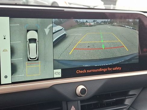 New 2026 Toyota Crown Signia Limited image 17