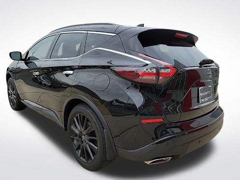 Used 2024 Nissan Murano SV w/ SV Midnight Edition Package image 3