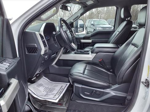 Used 2021 Ford F350 Lariat w/ Tremor Off-Road Package image 32