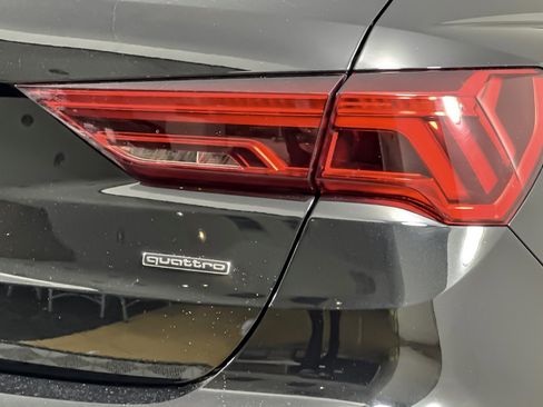 Used 2022 Audi Q3 2.0T Premium w/ Convenience Package image 25