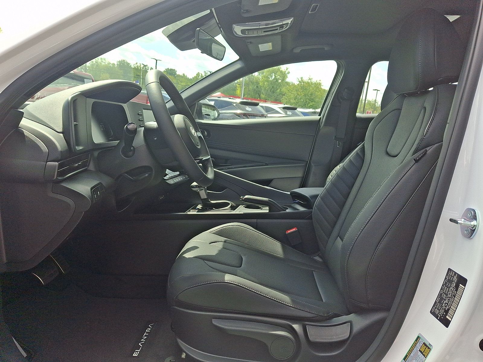 New 2026 Hyundai Elantra SEL Sport FWD image 7