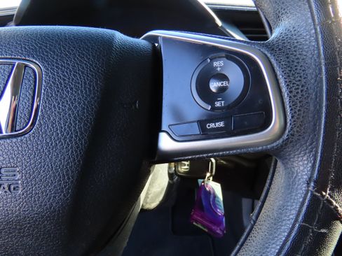 Used 2018 Honda Civic LX image 30