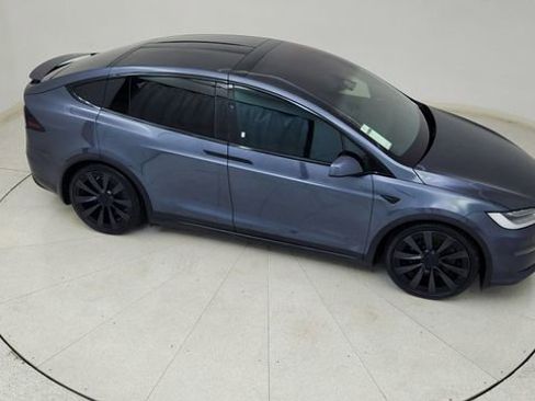 Used 2022 Tesla Model X image 78