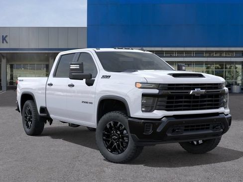 New 2026 Chevrolet Silverado 2500 Custom w/ Custom Value Package AWD/4WD image 7